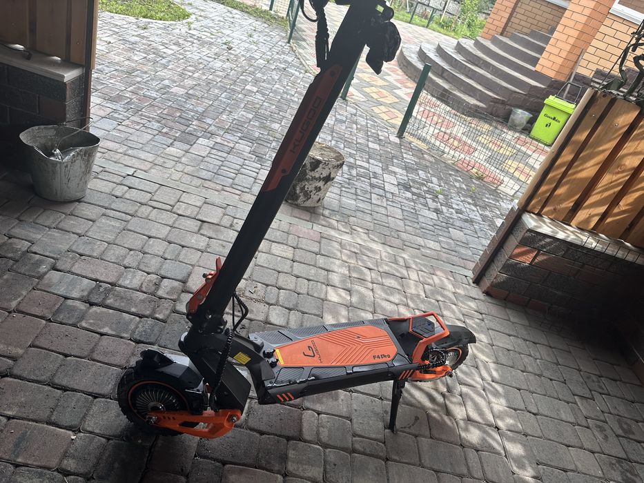 Kugoo f4 pro.