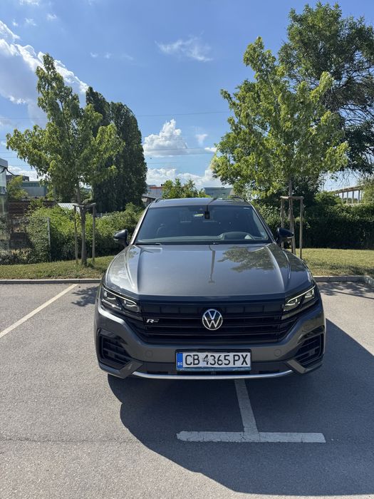 VW Touareg R-line black style 4MOTION