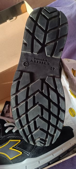 Работни обувки DIADORA 42 номер