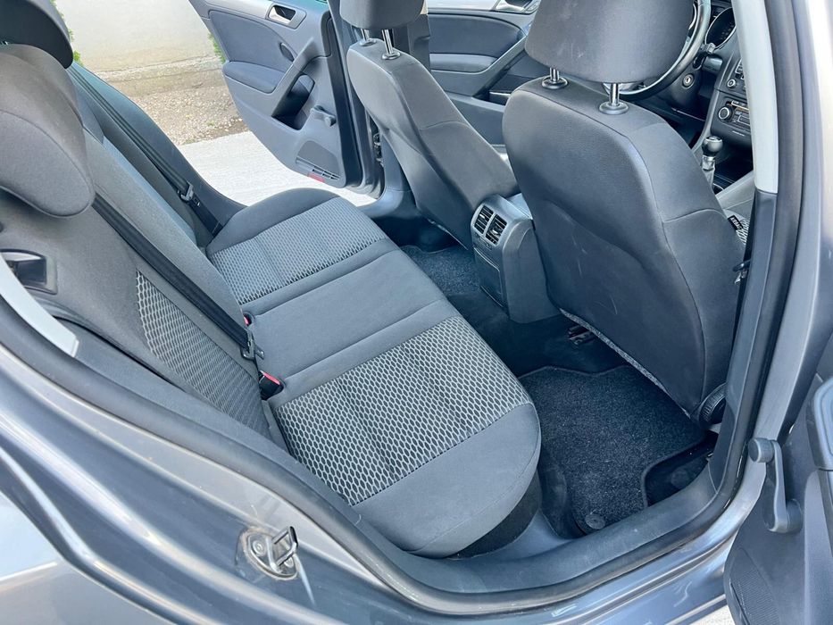 VOLKSWAGEN Golf 2011 — imagine 5