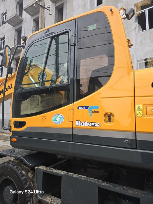 Ekskavator sotiladi!!!