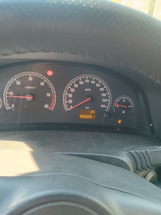 Vând opal Vectra