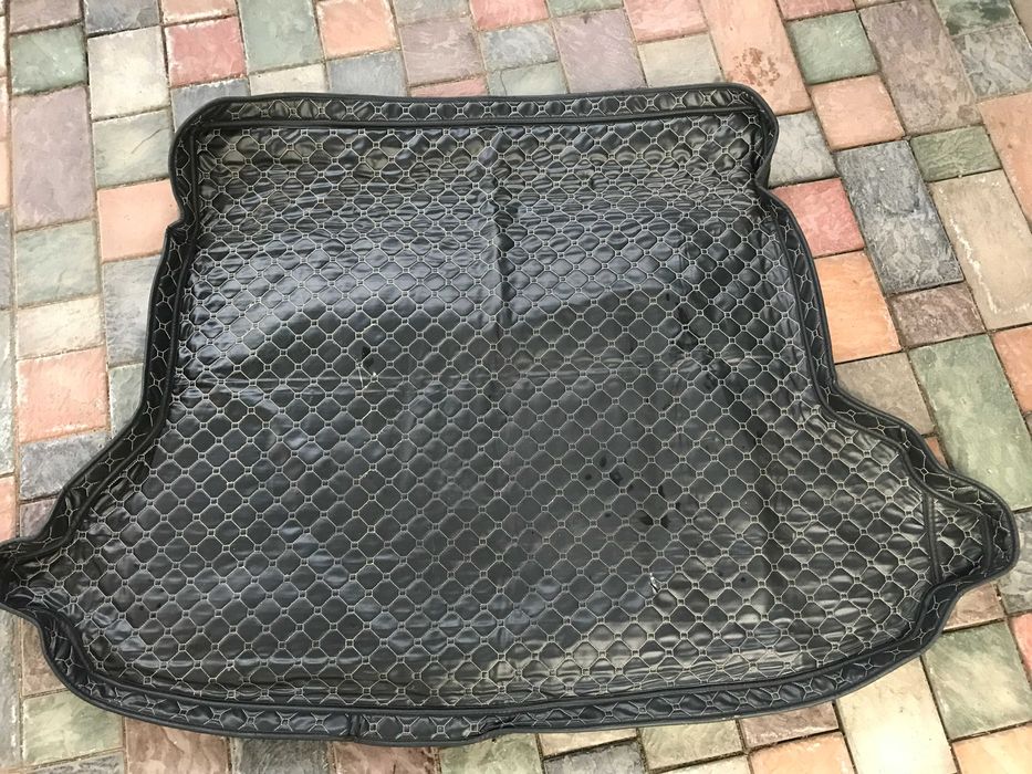 Коврик в багажник