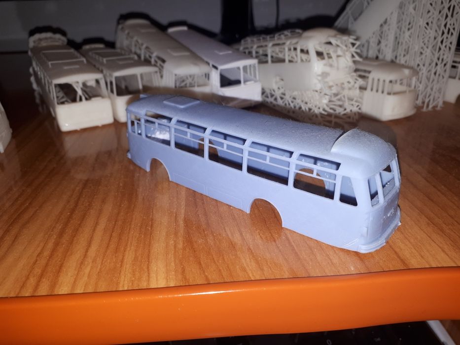 Machete Autobuze TV20 U+R și TV2 U+R printate 3d în rășină scara 1/72