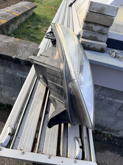 Ляв фар заSkoda Fabia 06-12”