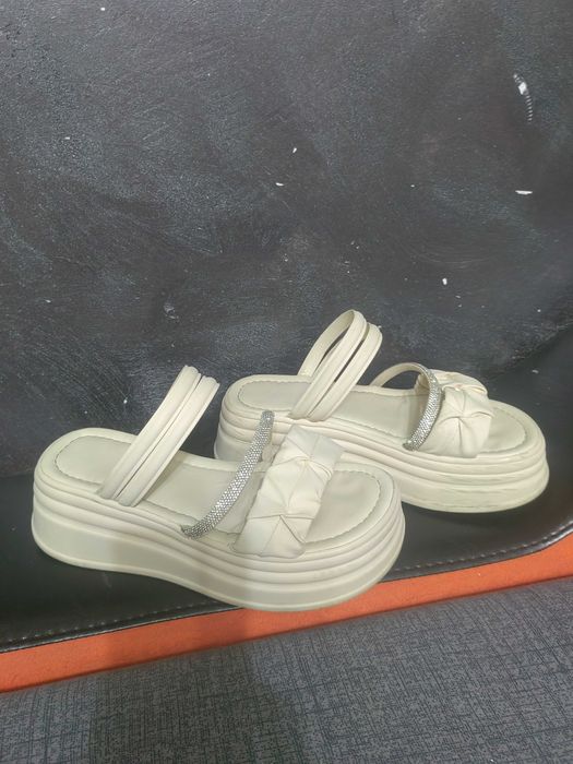 Дамски сандали!!!