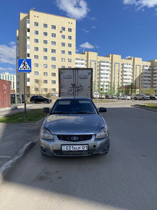 Приора 2011 года люкс