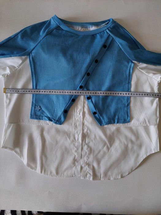 Top bluza camasa alba-bleu, cu floare bleu