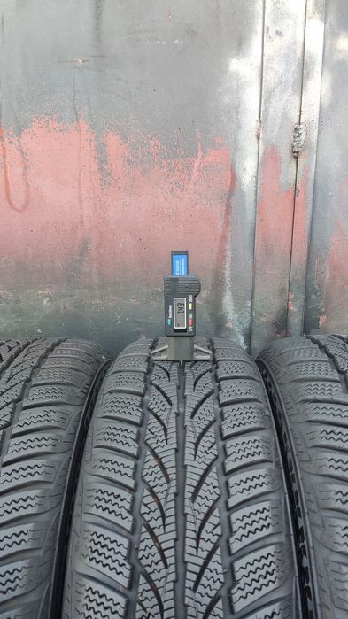 4бр. зимни гуми 165/65/14 Sportiva/ Continental/
dot22
7.4mm
Добро със