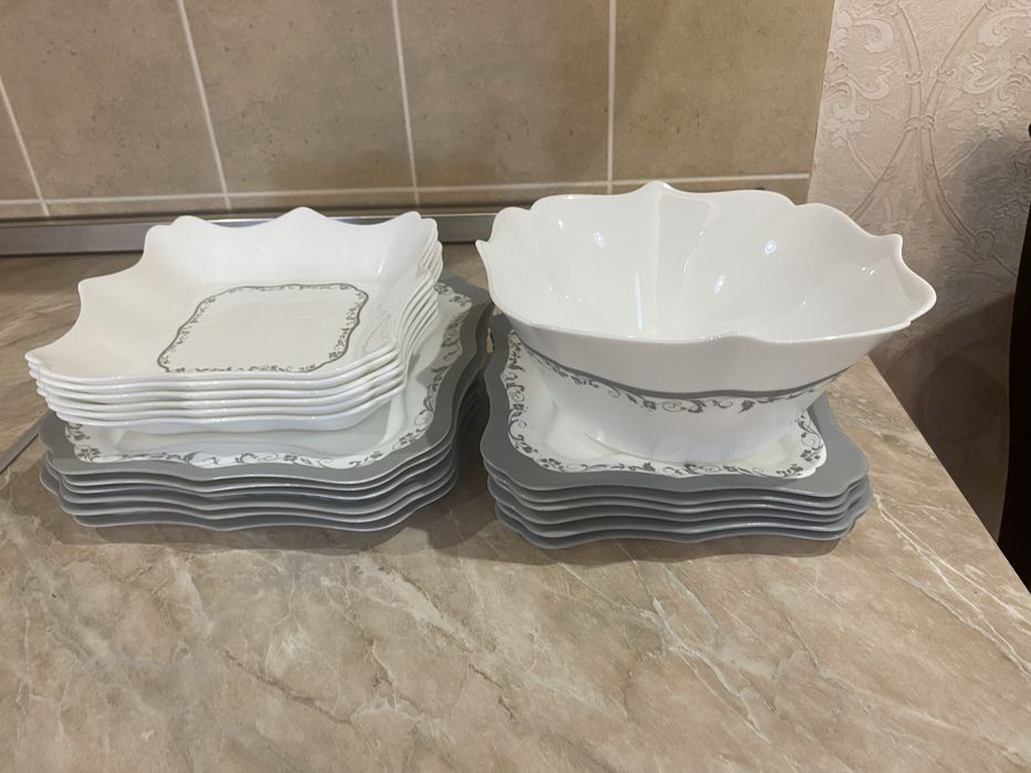 Продам набор тарелок Luminarc