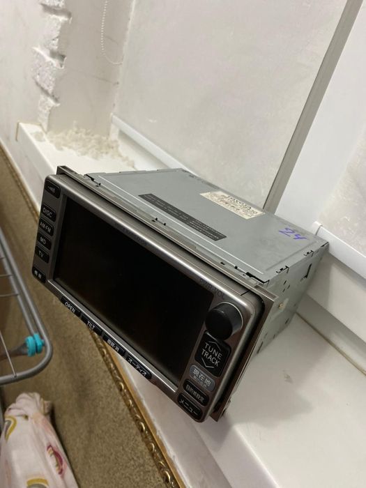 Продам штатный магнитоллу Тойота Эстима