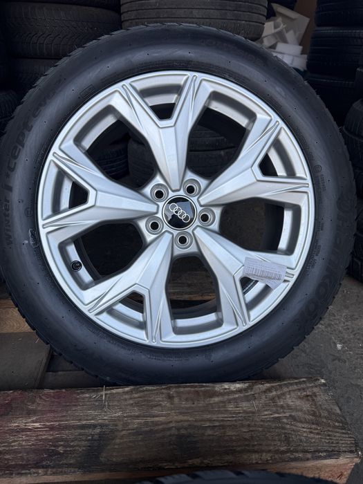 Jante originale Audi A1 cu anvelope NOI de iarna 205/55 17