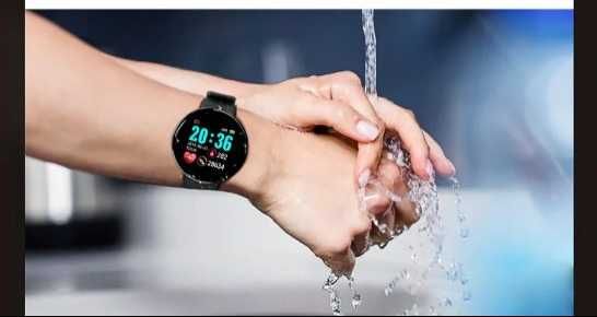 Водоустойчив Смарт часовник