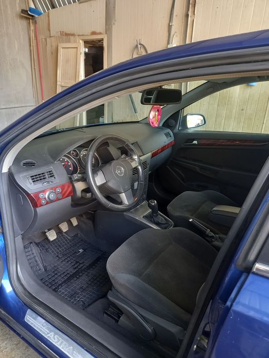 Vand opel astra h ...