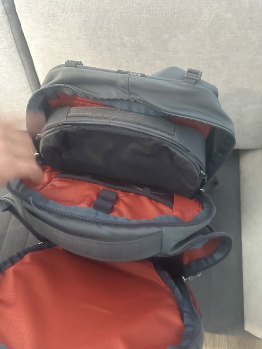 Туристическа раница Gregory Juxt 34 с отделяща се чанта за лаптоп