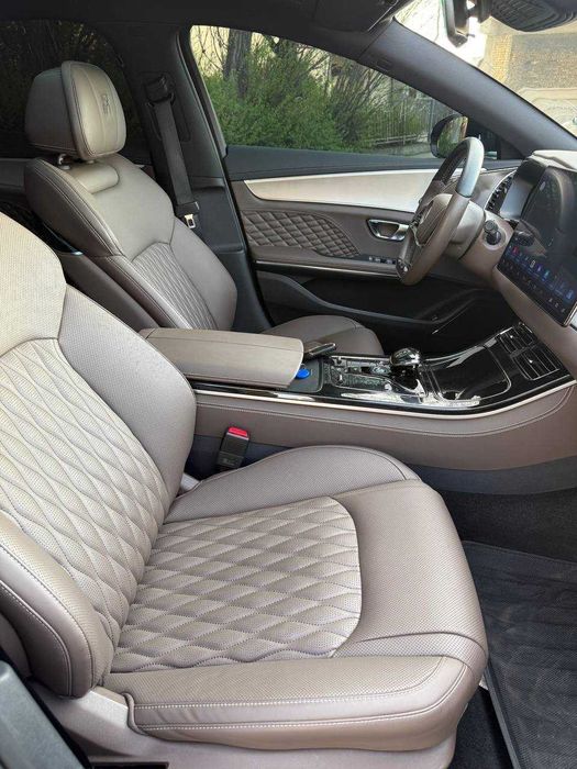 BYD Han 2025