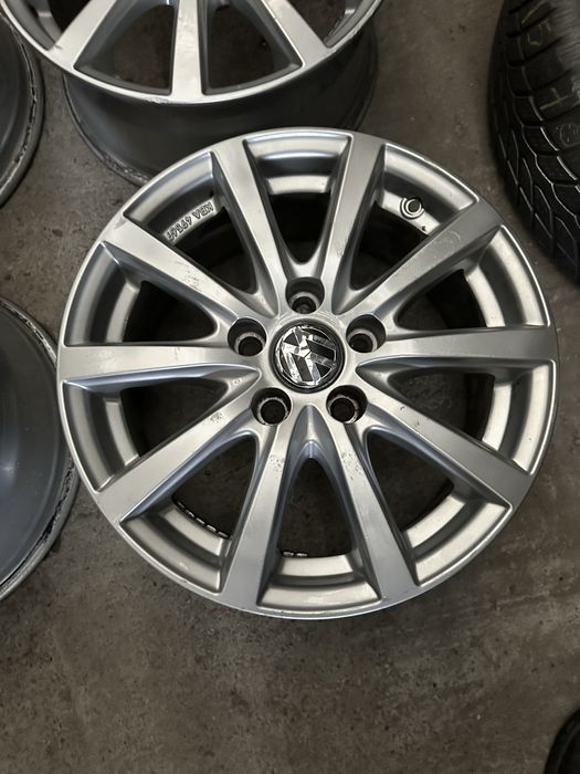 Jante originale 16 5 112 Wv Passat Touran Saran Tiguan Jetta Golf 5 6