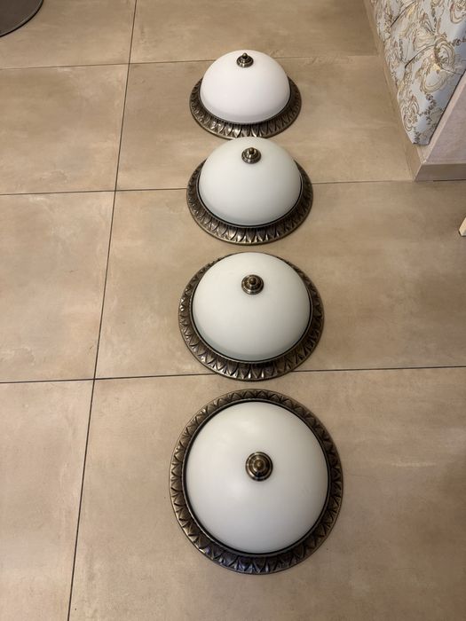 Vand plafoniere 45 cm - 100 lei/bucata