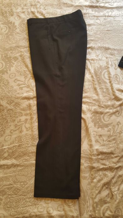 Италиански мъжки костюм, размер L, черен