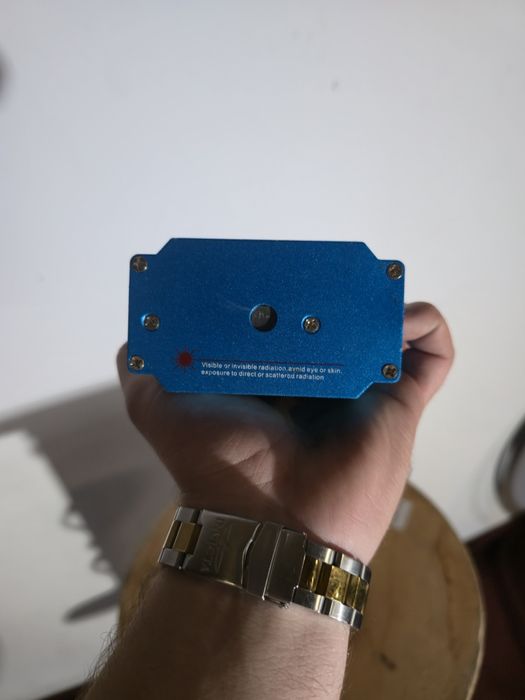 Mini Laser Discoteca / Proiector Lumini Petrecere (Mod Ritm Muzica + Stroboscop)