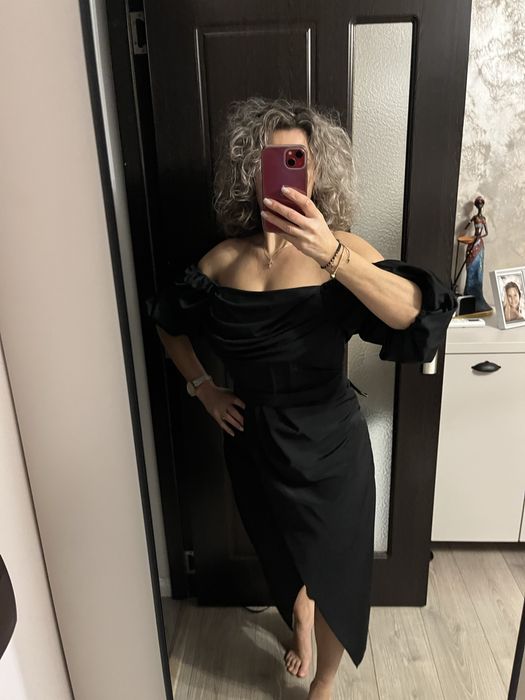 Rochie neagra , fara curea inclusa