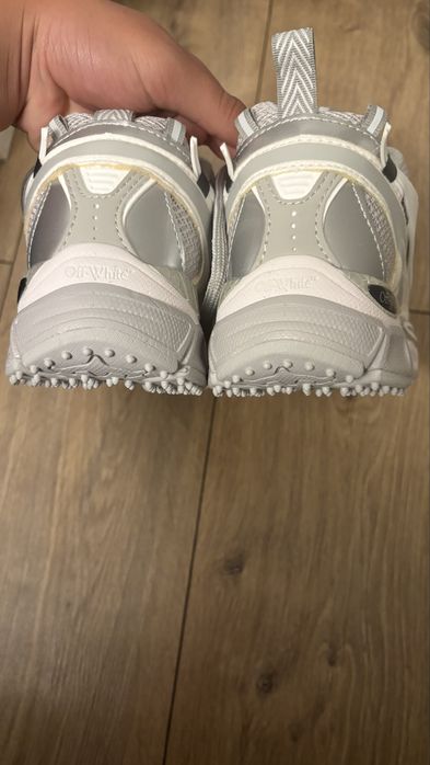 OFF-WHITE Be Right Back Gray Silver (НОВЫЕ)