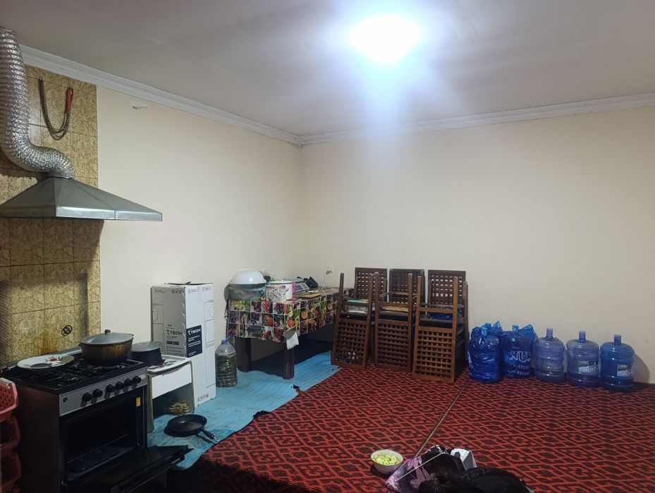 Srochna 4 xona 4 sotiq