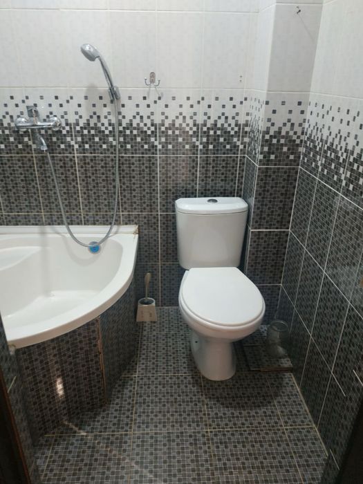 Аренда Буюук ипак йули М. 1/4/4 300