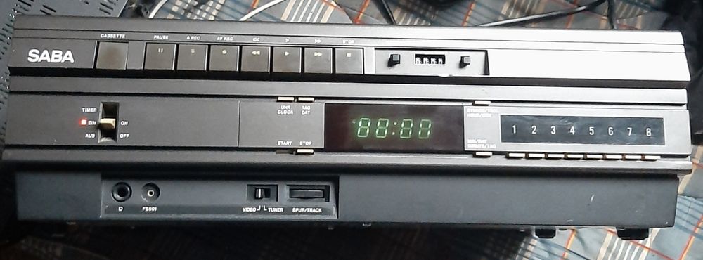 Vând videorecorder de colecție saba în stare bună