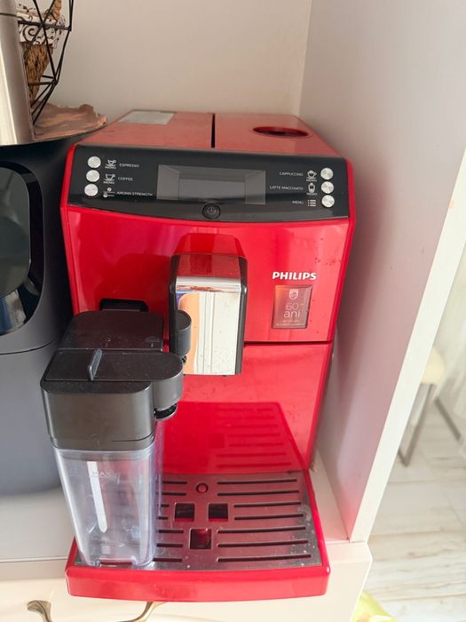 Expresor de cafea Philips cu boabe!