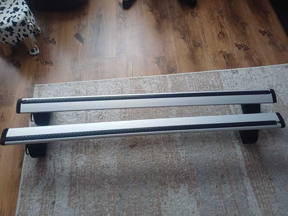 Portbagaj Thule Ocean 780 cu bare de prindere ca noi