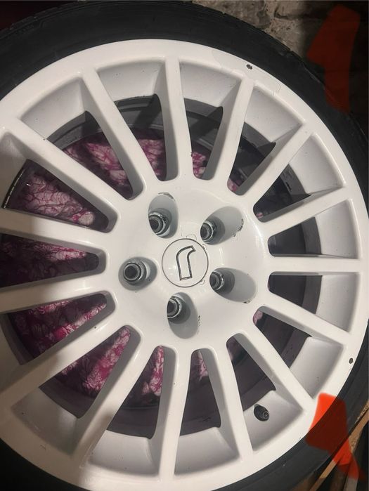 Джанти с гуми 18/40/225