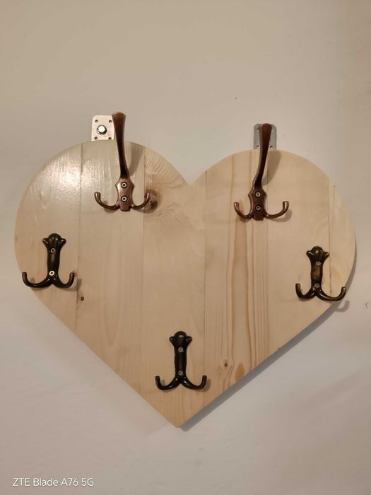 Ръчно изработена закачалка