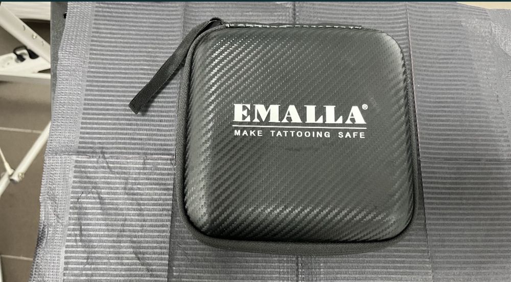 Emalla Tattoo машинка