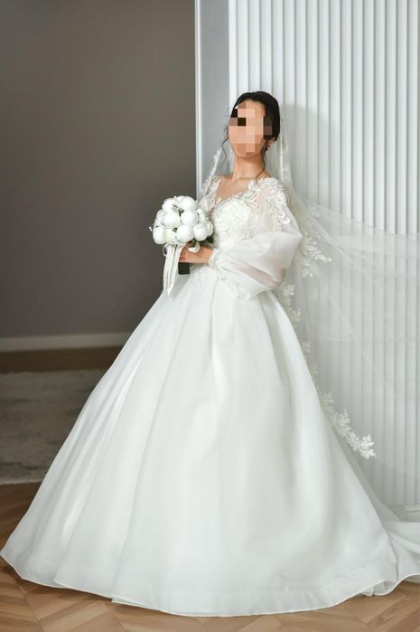 свадебное платье в отличном состояний