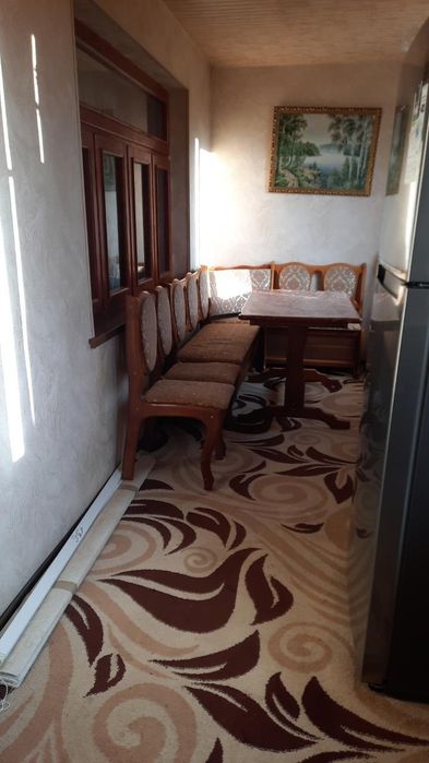 •Srochna kvartira sotiladi 4×3 balkon 2×6