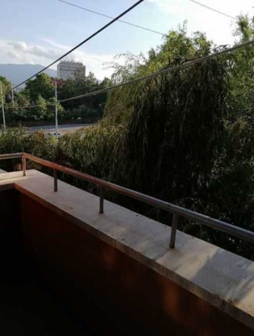 Тристаен апартамент под наем Слатина