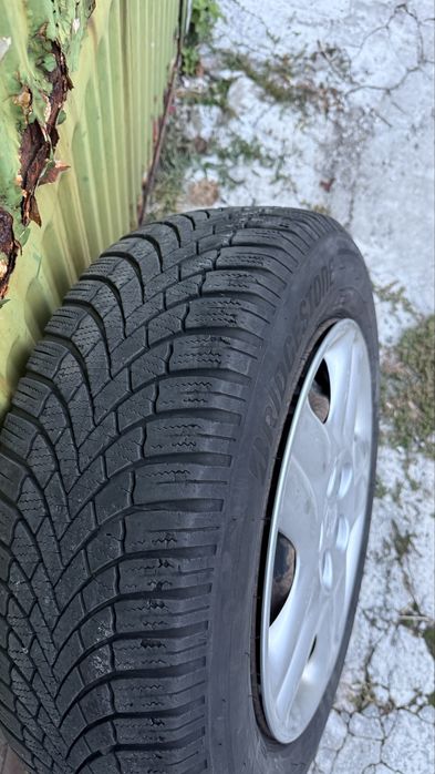 Продавам зимни гуми BRIGESTONE LM 005 с размер 195.65.15 ДОТ 21