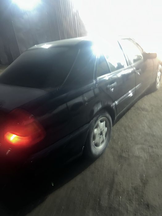 Продам мерседес 180 С