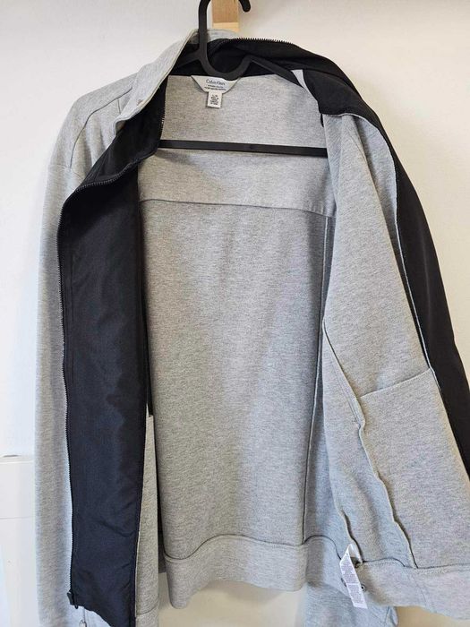 Суитчер Calvin Klein