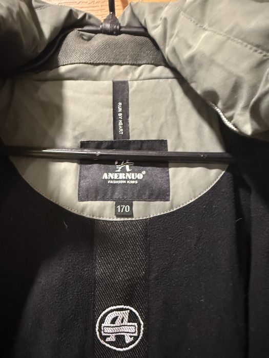 Продам зимнюю куртку для мальчика