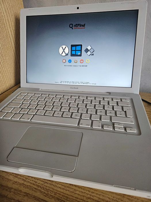 Маcbook 4.1 A1181 с Mac OS и Windows 10