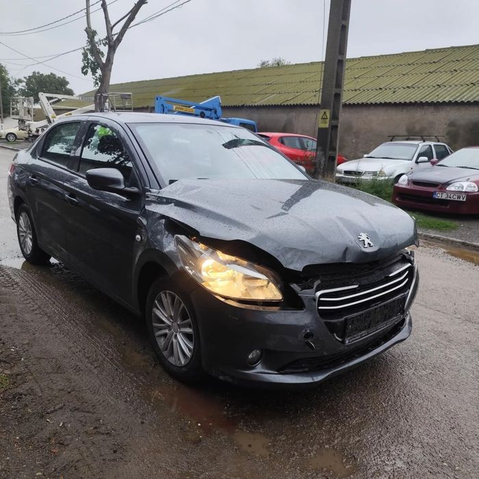 Dezmembrari Peugeot 301 (2012-) 1.2 VTi 82 Benzina