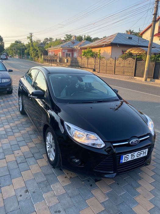 FORD Focus 2013 — imagine 3