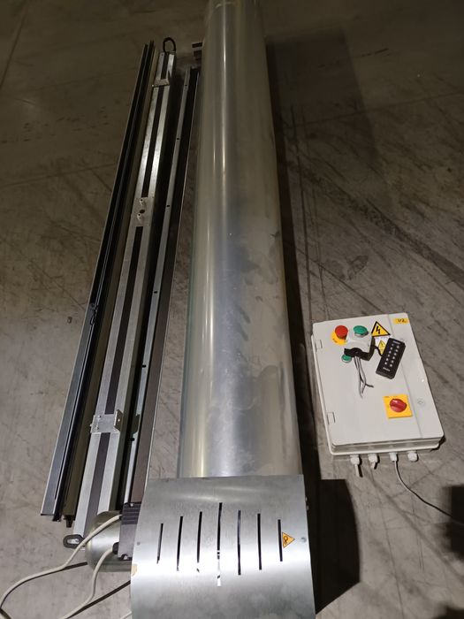 Ușa rapida Stardors 3m lățime 2500 Ron preț de magazin 17000