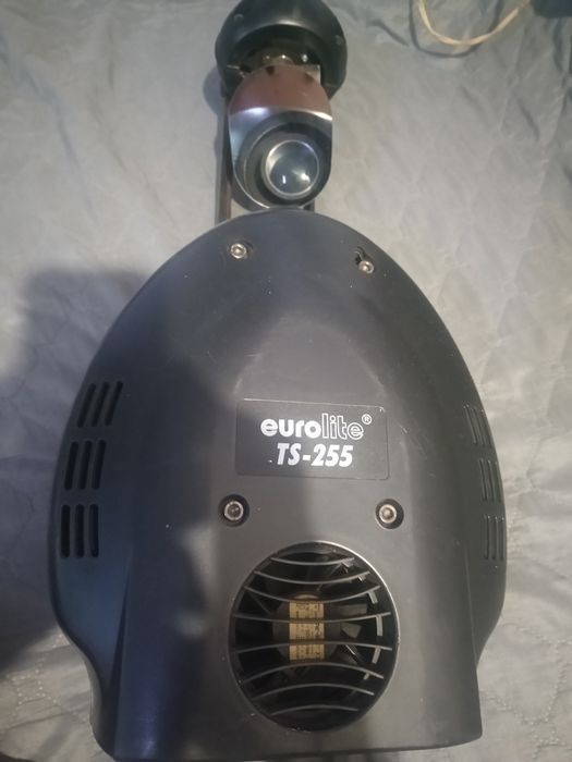 Професионален светлинен ефект  (скенер) EUROLITE  TS-255  за дискотеки, сцени и Dj  партита.
