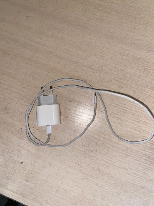 зарядка айфон тайпси