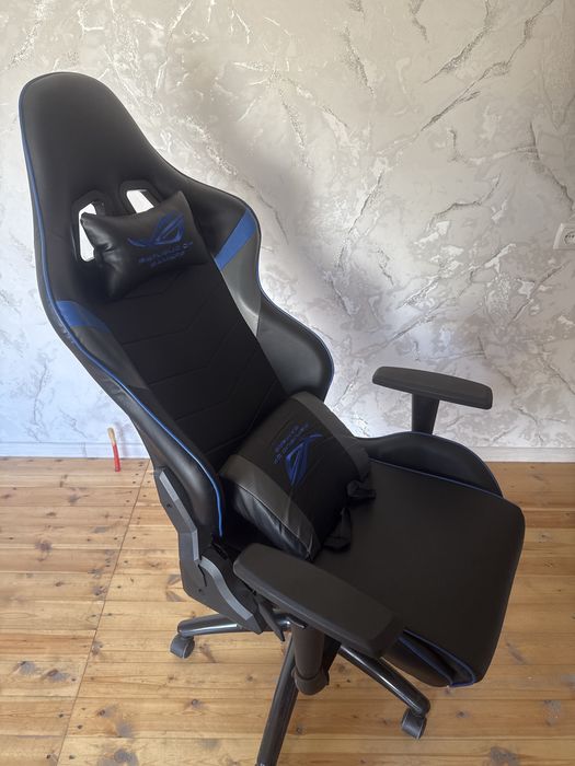 Игровое кресло ROG gaming chair