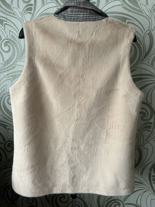 Продам шерстяной жилет