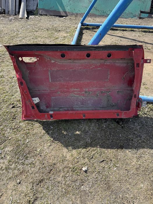 Продам двери на Ауди